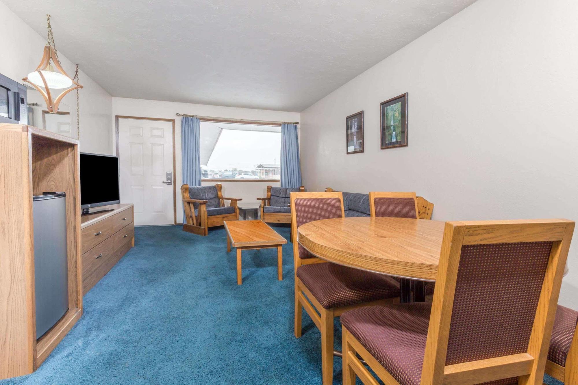 Knights Inn Boardman Екстериор снимка