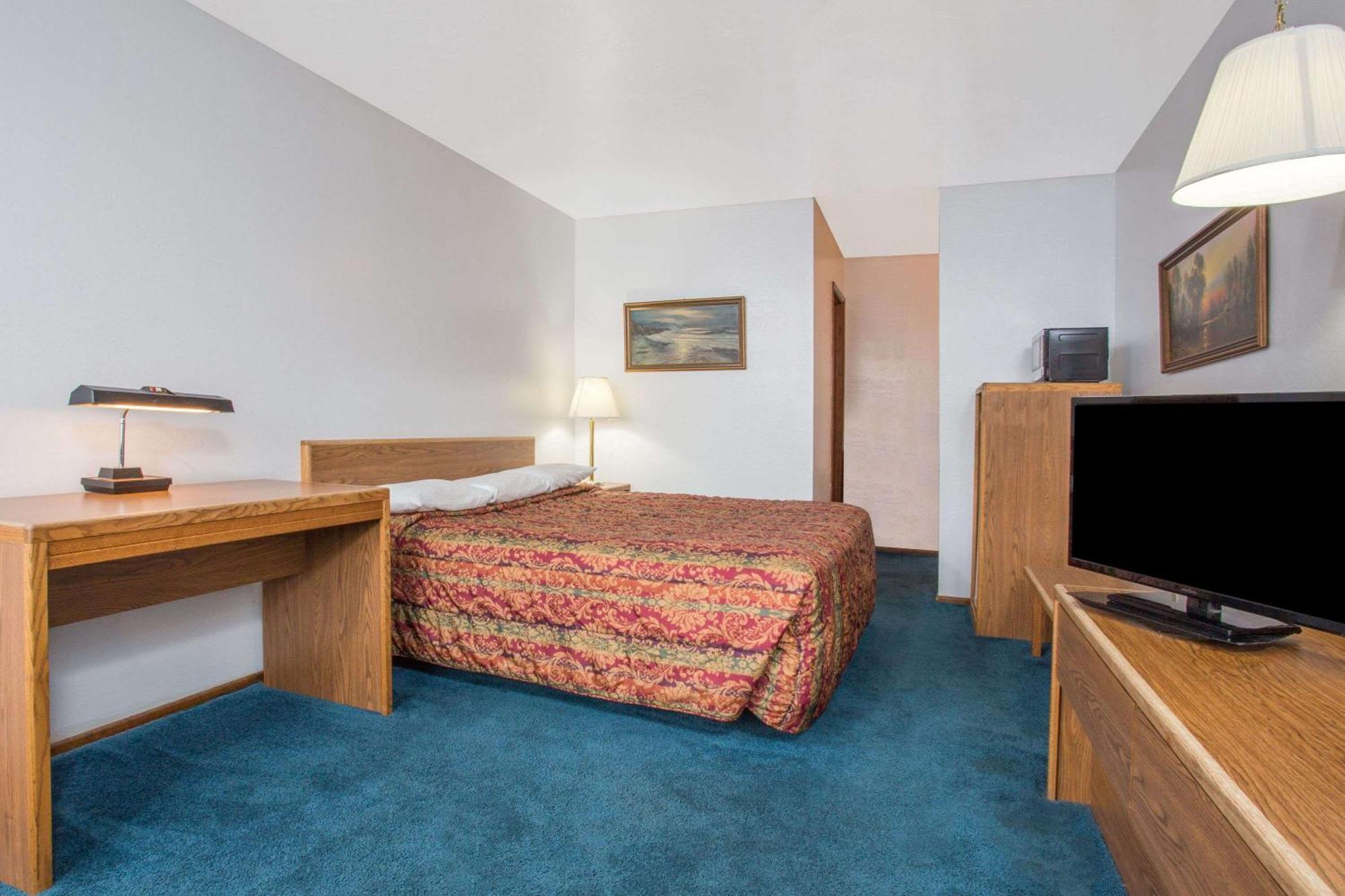 Knights Inn Boardman Екстериор снимка
